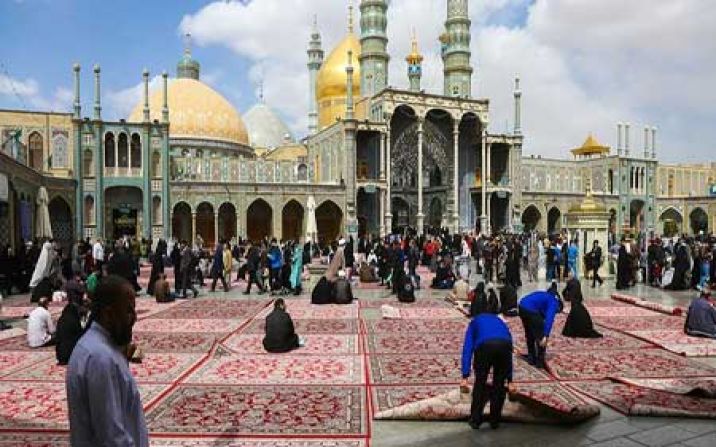 اهدای ۶۹۶ تخته فرش و معرفی 20 شغل و منصب قدیمی در موزه حرم حضرت معصومه(س) اهدای ۶۹۶ تخته فرش و معرفی 20 شغل و منصب قدیمی در موزه حرم حضرت معصومه(س)